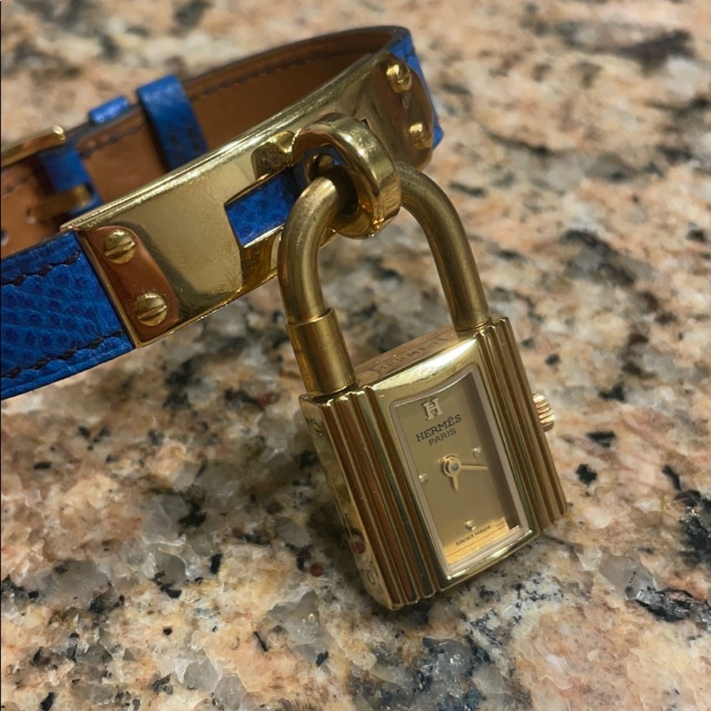***SOLD*** Hermès Kelly Watch